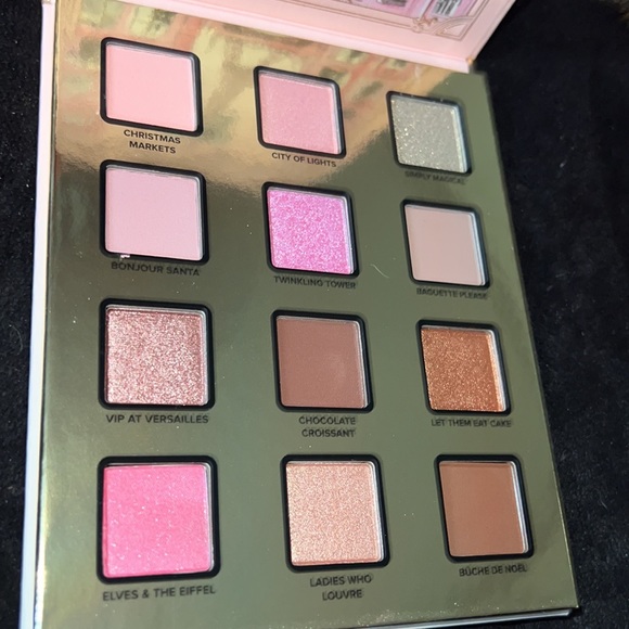 Too faced Christmas in Paris palette - Picture 2 of 3